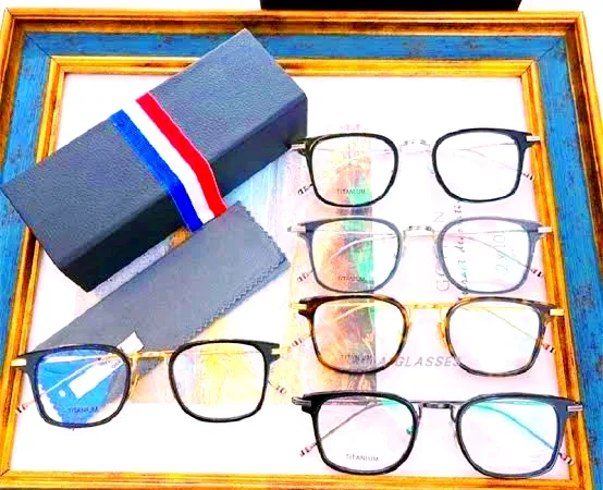 medicated glasses
